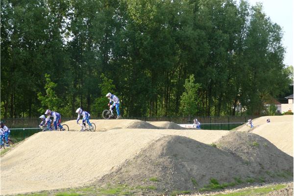 Aanleg BMX-piste - Sportinfrabouw NV